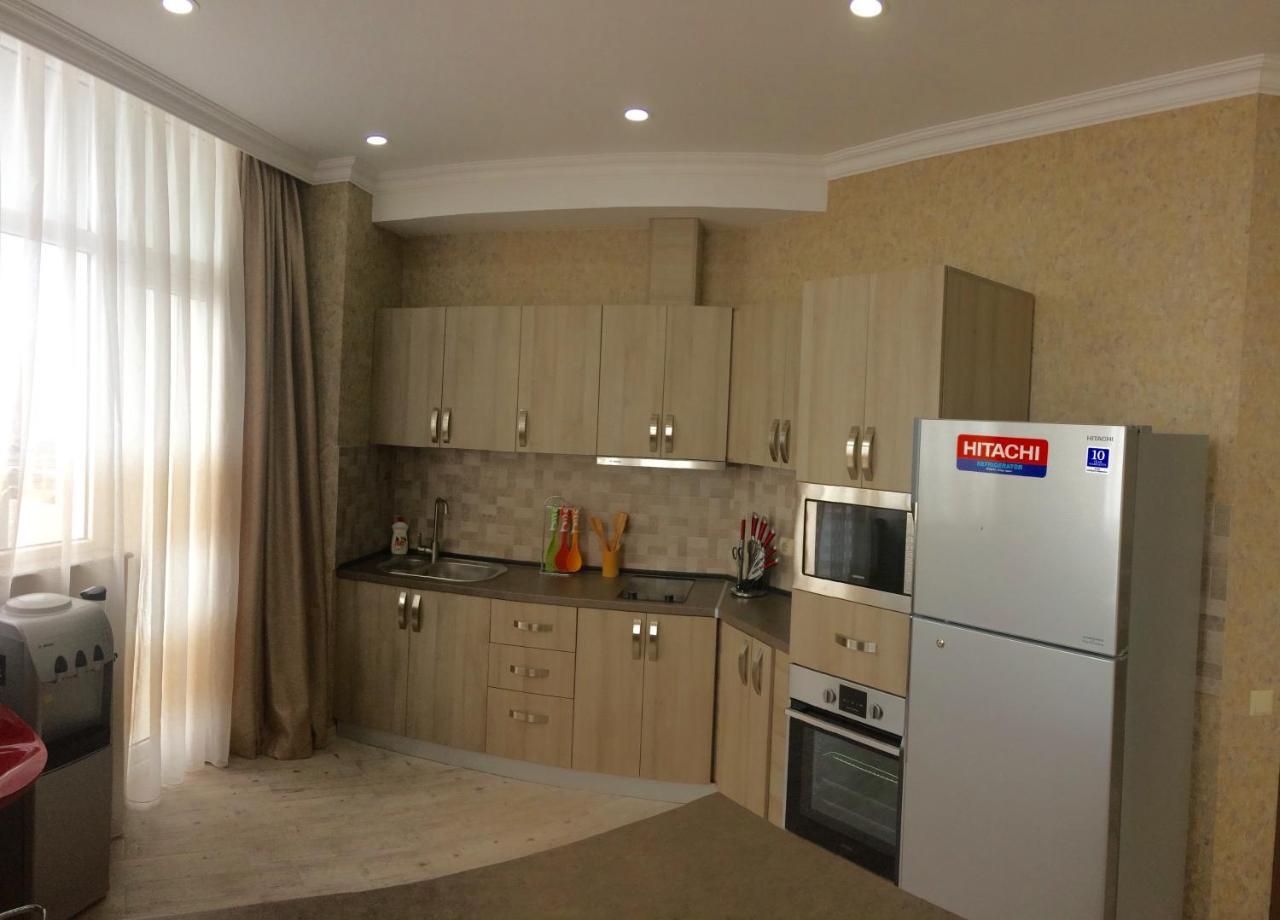 באטומי Deluxe Apartments On First Line מראה חיצוני תמונה